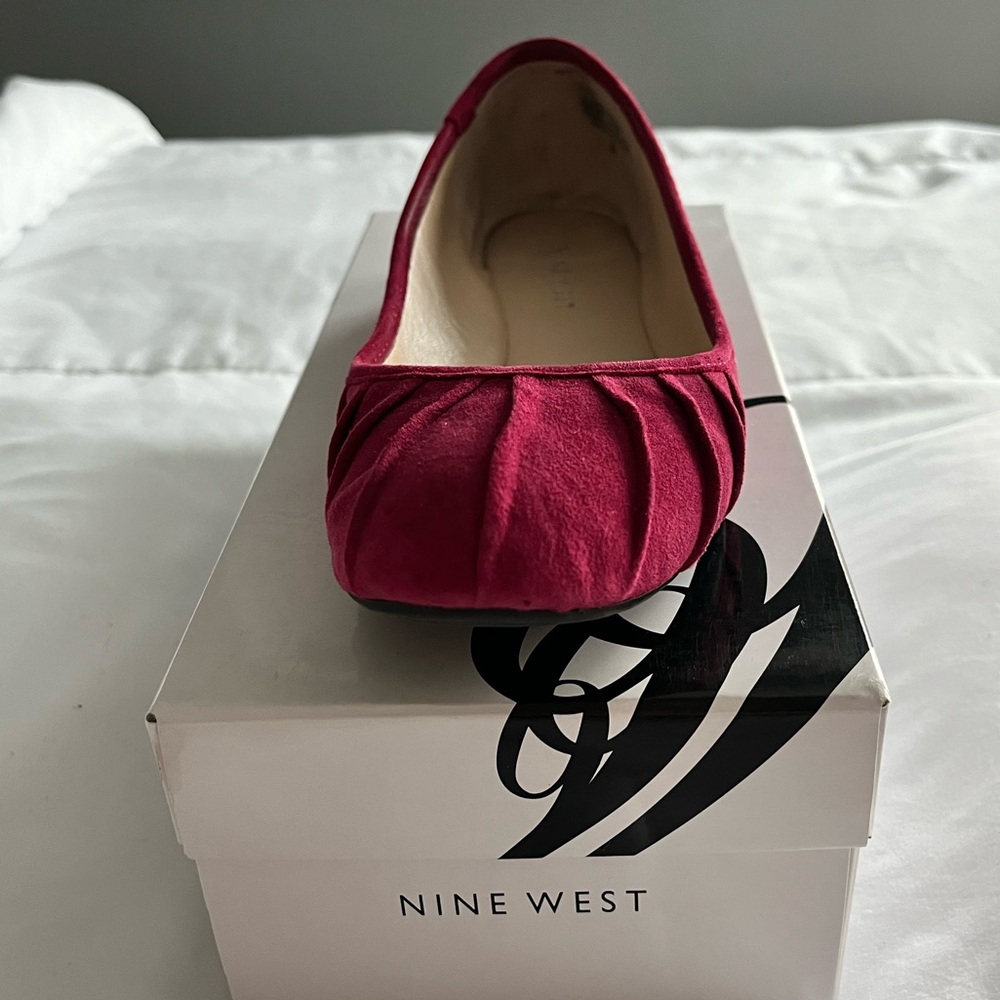 Nine West Suede Ballet Flat Round Toe - Red - Size 8